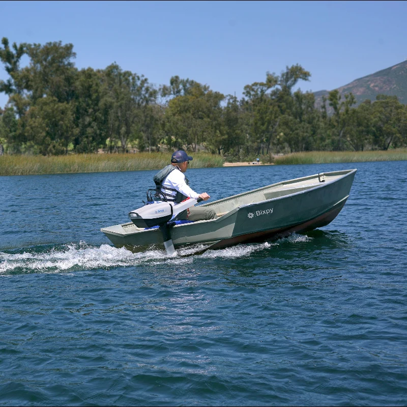Bixpy N-3 Outboard Motor and Battery Kit - Image 4