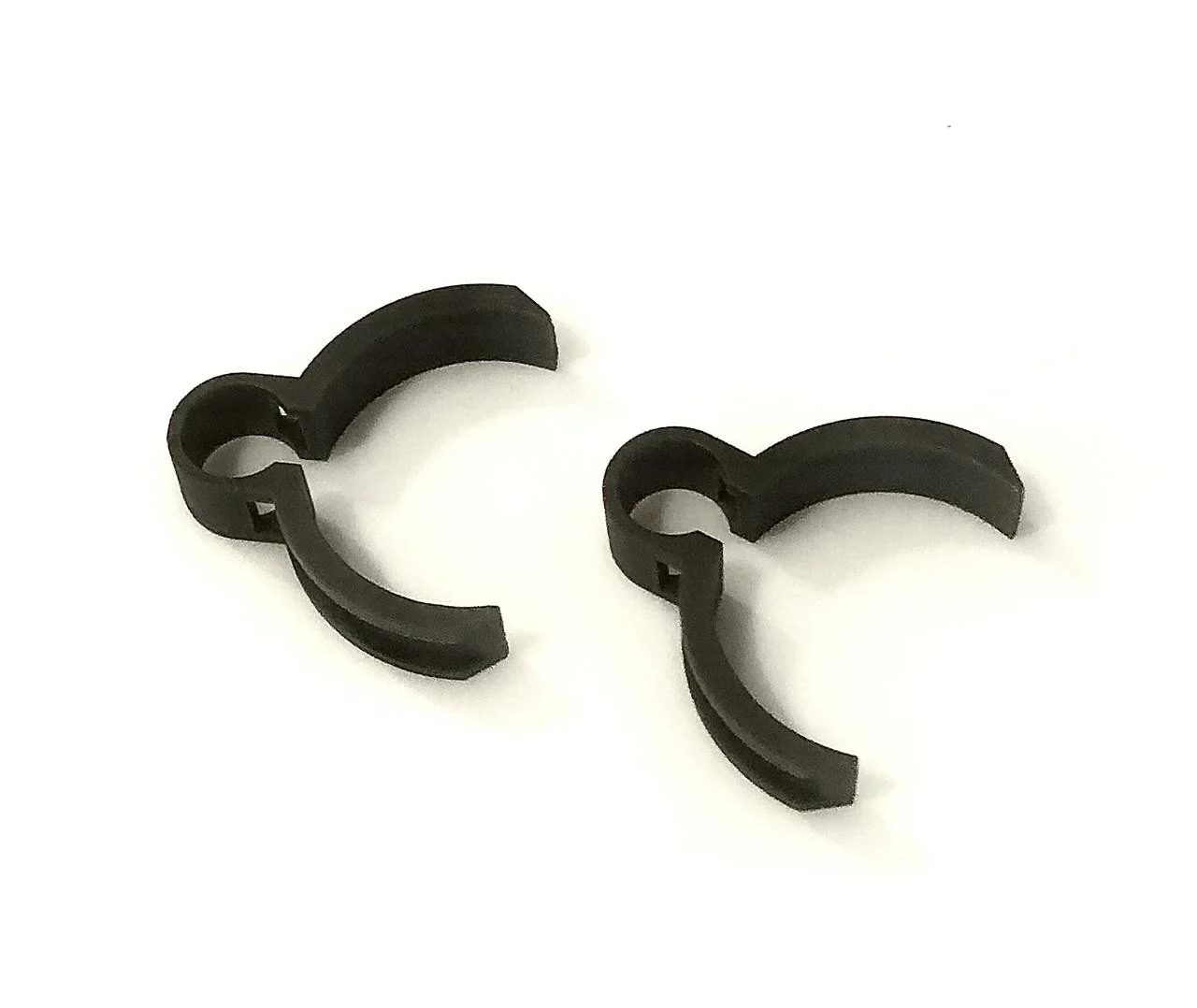 Pipe Clips 1" (pair)